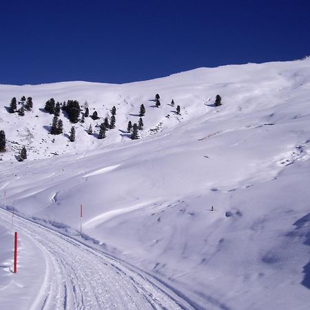 Haus Mattle Leilighet Pettneu am Arlberg Eksteriør bilde