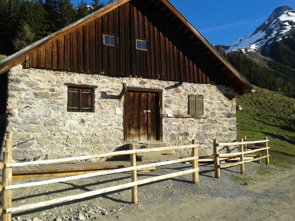 Haus Mattle Leilighet Pettneu am Arlberg Eksteriør bilde