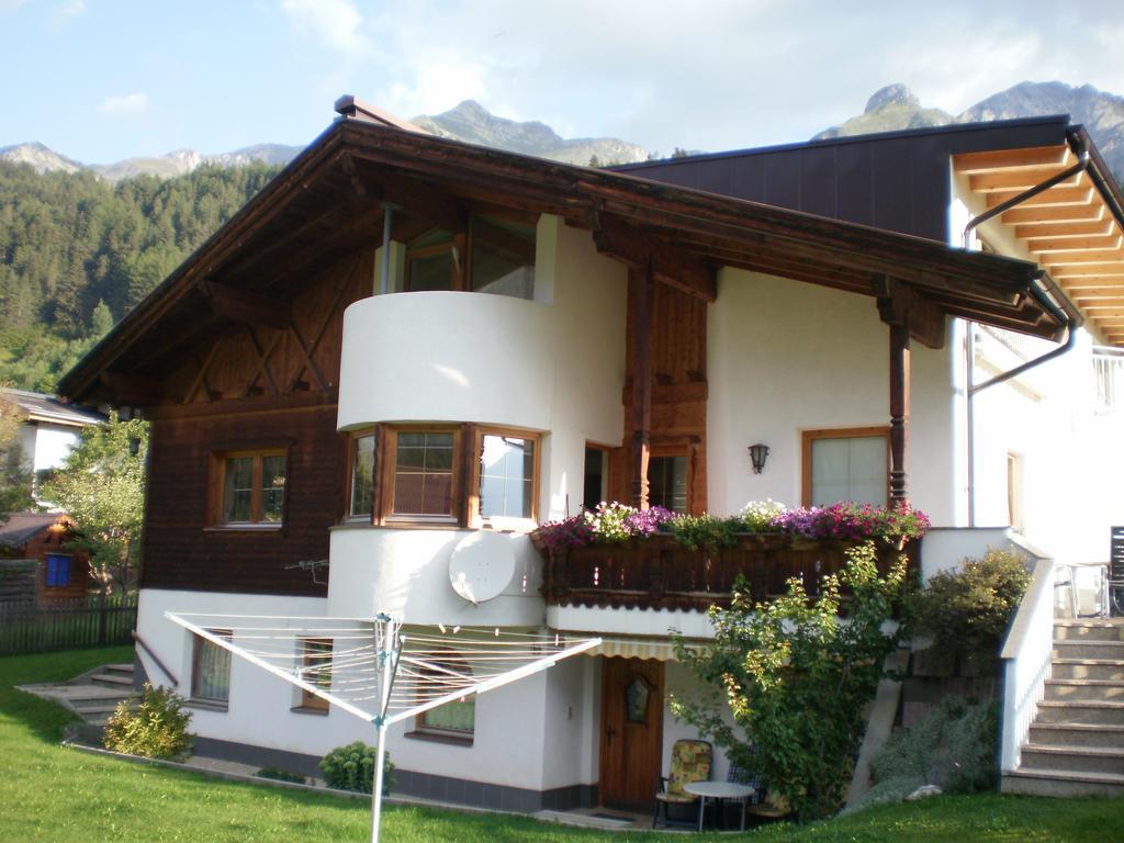 Haus Mattle Leilighet Pettneu am Arlberg Rom bilde