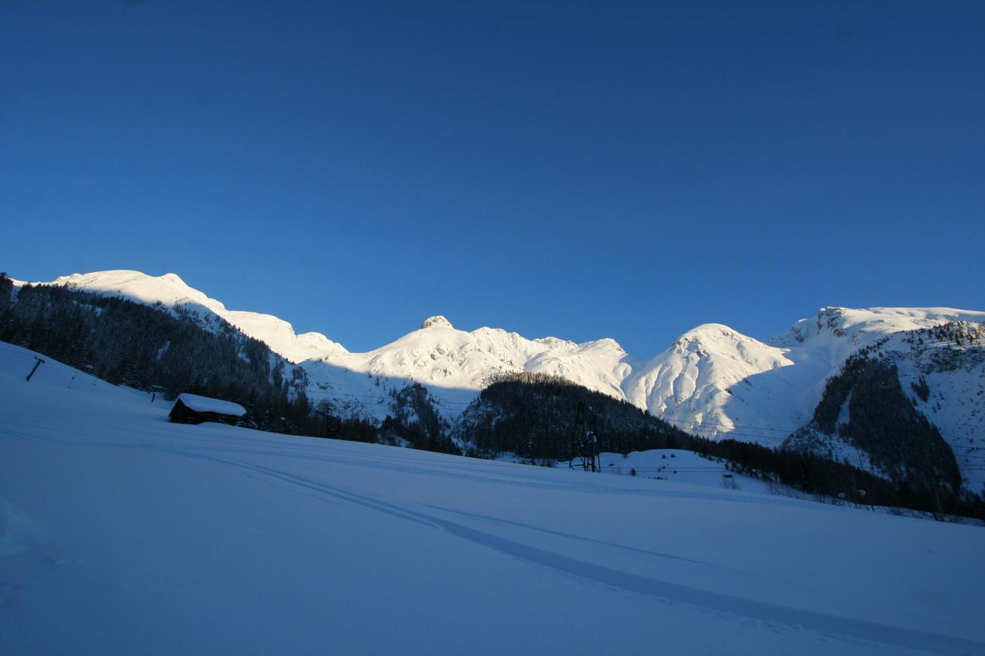 Haus Mattle Leilighet Pettneu am Arlberg Eksteriør bilde